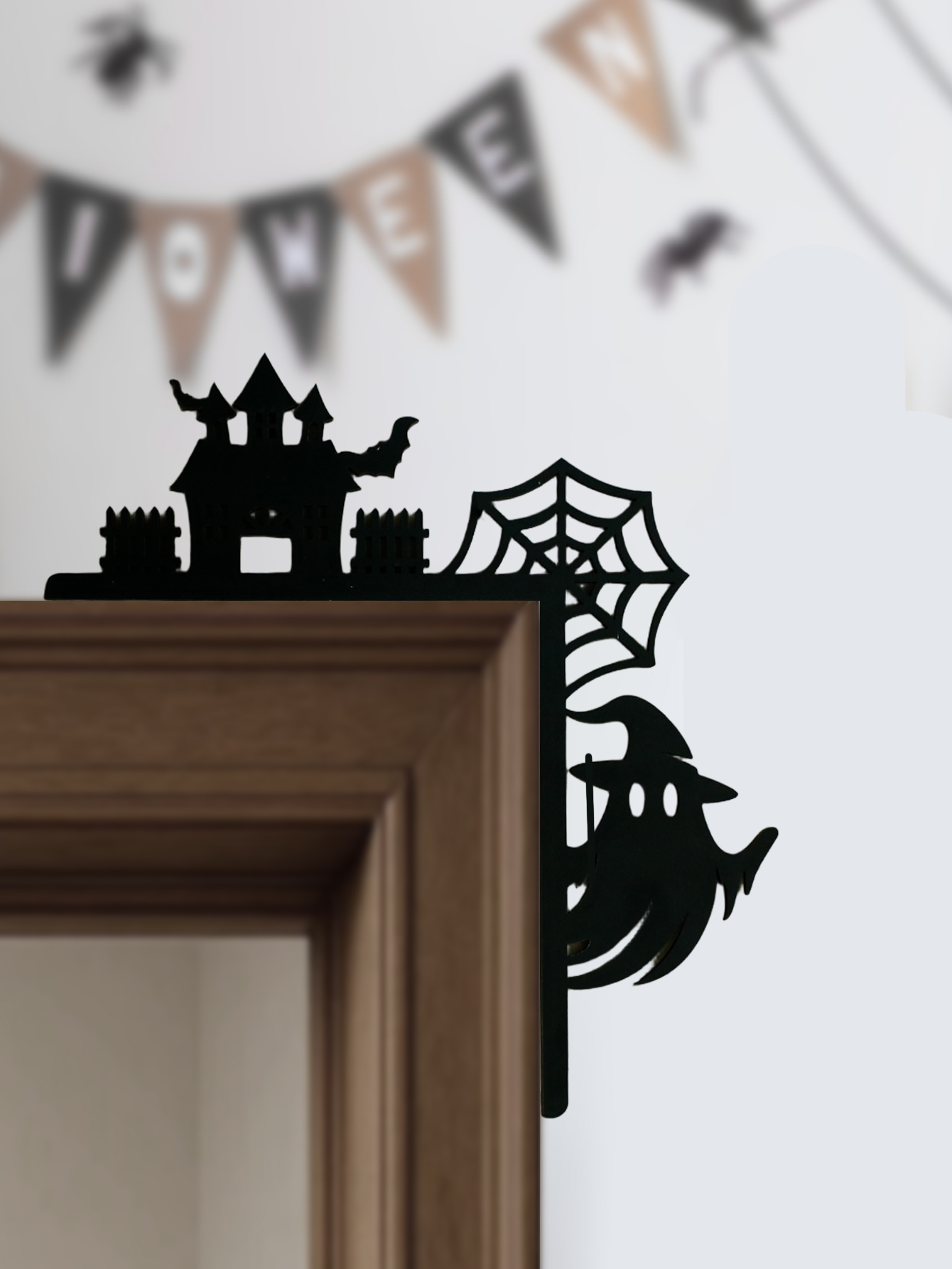 Wooden Halloween Door Corner D - огляд і ціна Spider Web Halloween Decoration