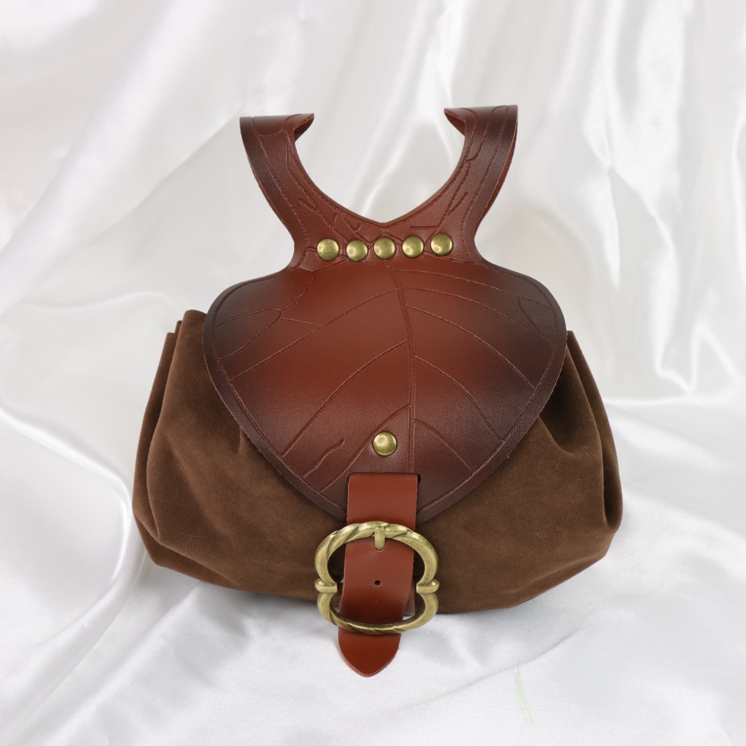 Halloween Medieval Leaf Shape  - огляд і ціна Halloween Costume Adult